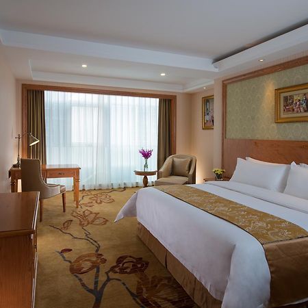 Vienna International Hotel Suzhou University Town Exterior photo